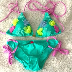 Rare Victoria’s Secret 3 d flower bikini set